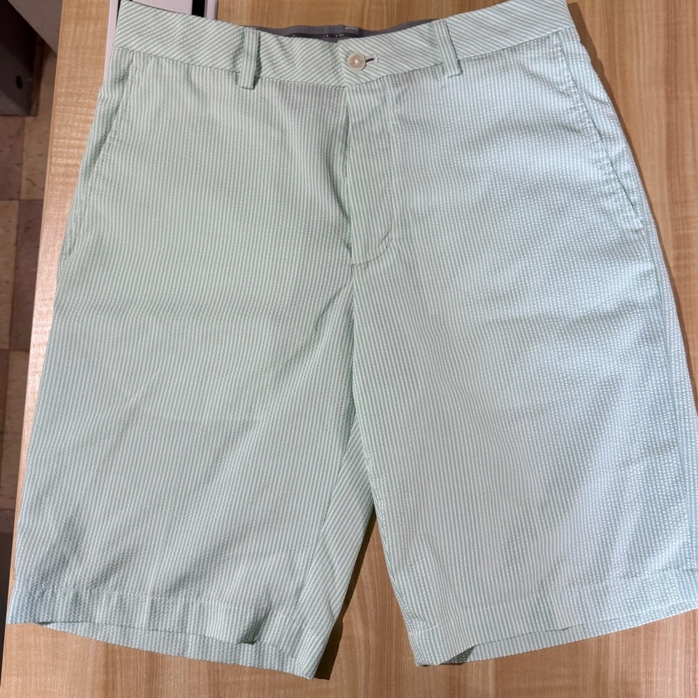 Walter Hagen Mint Striped Seersucker Golf Shorts